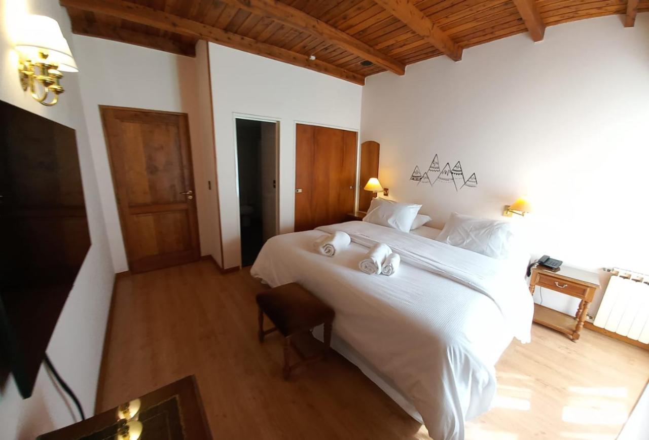 Hosteria Las Walkirias San Martín de los Andes Eksteriør billede