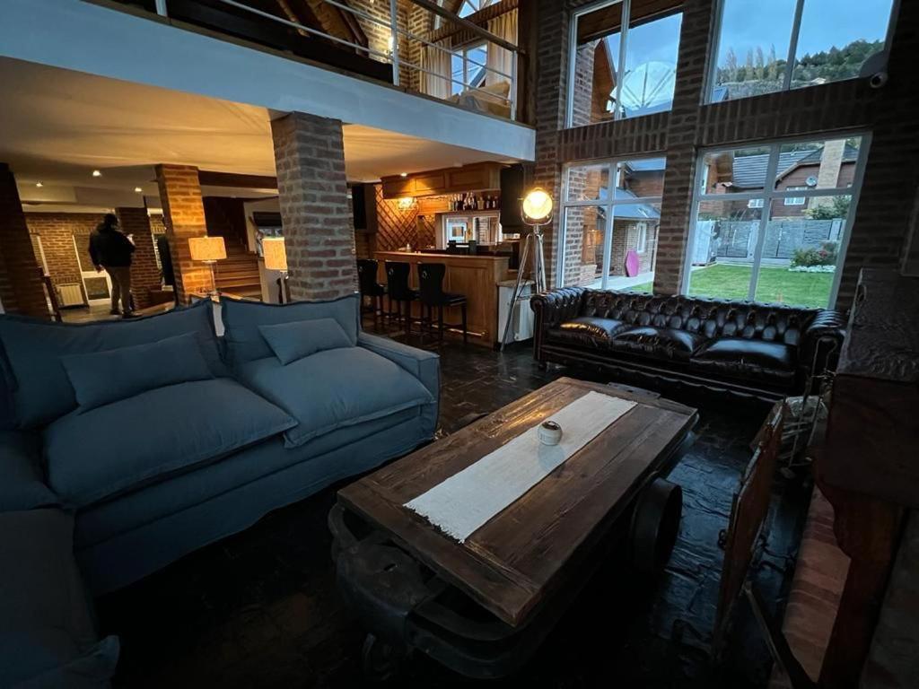 Hosteria Las Walkirias San Martín de los Andes Eksteriør billede